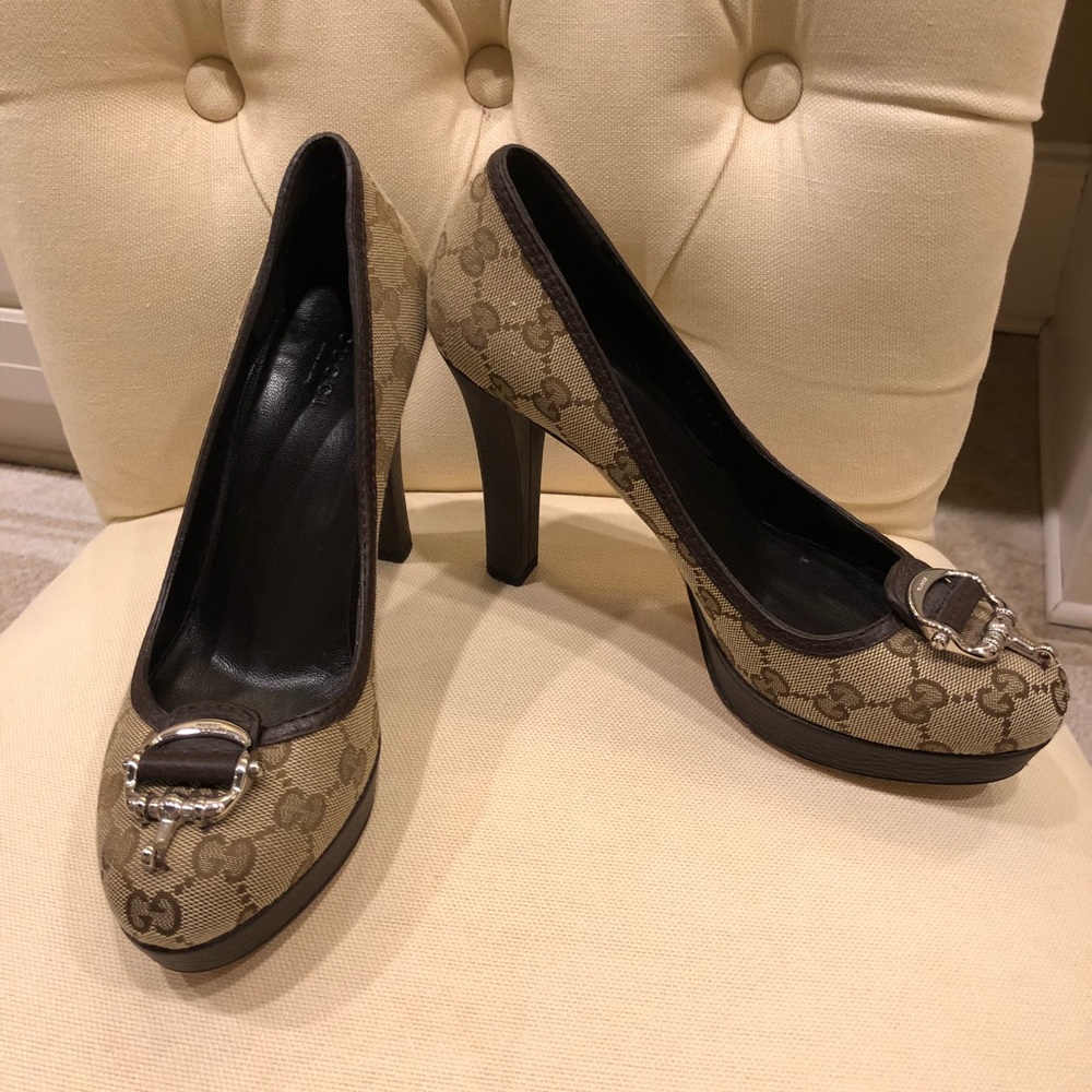Gucci Horsebit Heels (38.5)